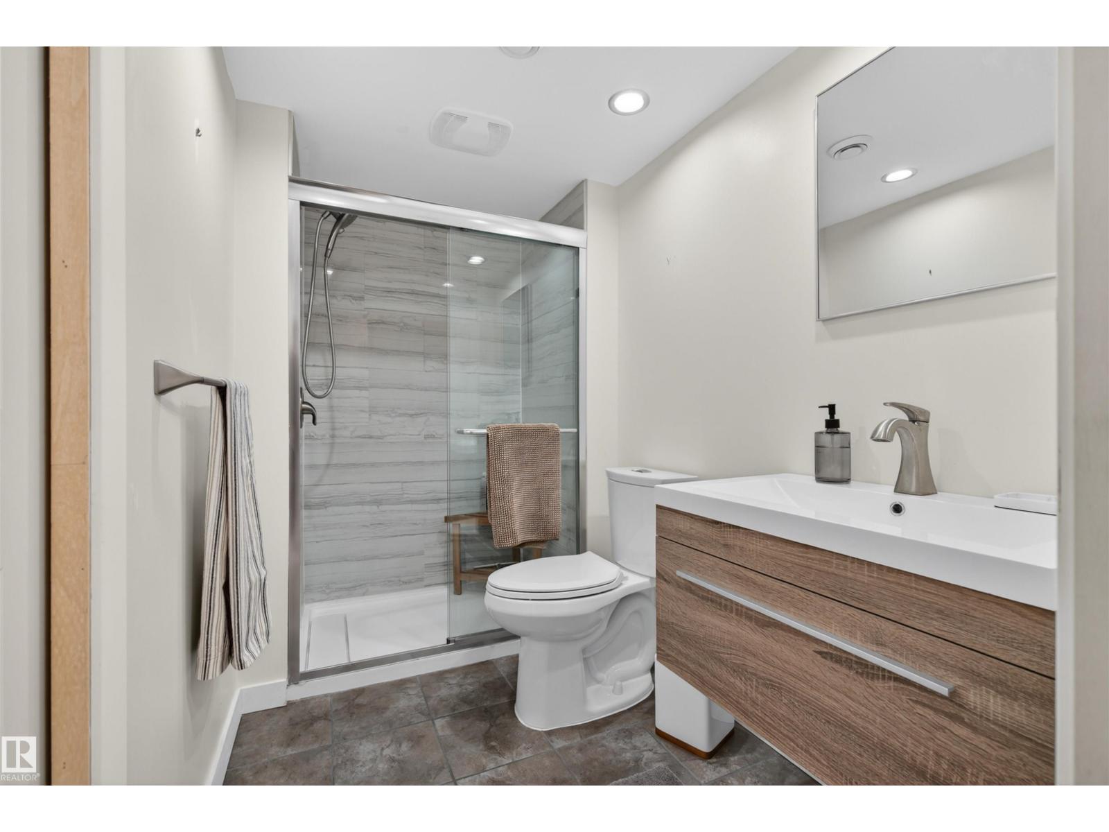 2313 Sparrow Cr Nw, Edmonton, Alberta  T5S 0G8 - Photo 40 - E4484933