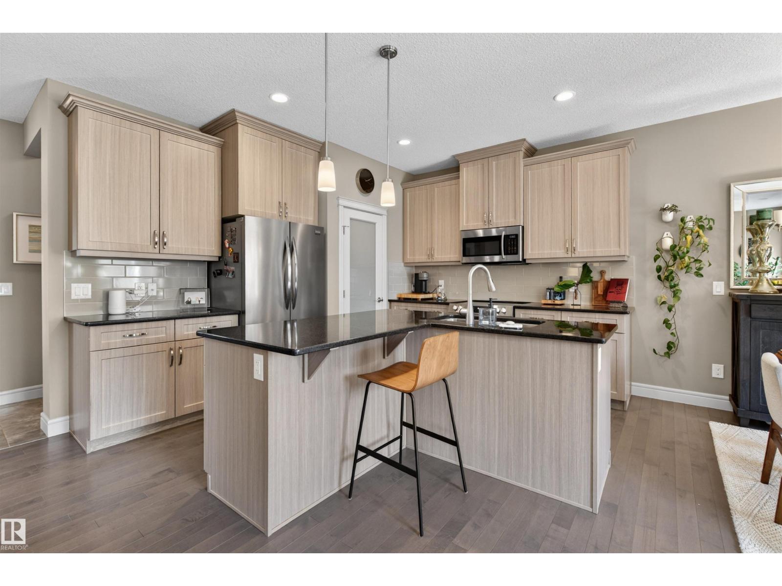 2313 Sparrow Cr Nw, Edmonton, Alberta  T5S 0G8 - Photo 9 - E4484933