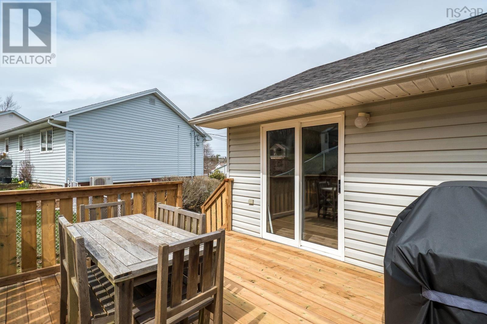 438 Colby Drive, Dartmouth, Nova Scotia  B2V 2K6 - Photo 33 - 202609172