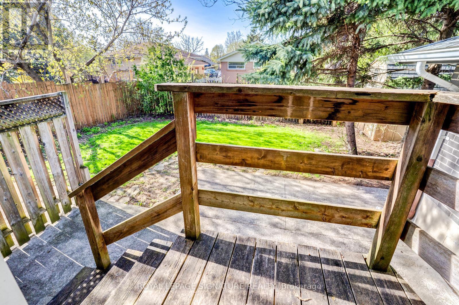 15 Epsom Downs Drive, Brampton, Ontario  L6T 1Y7 - Photo 14 - W13064156