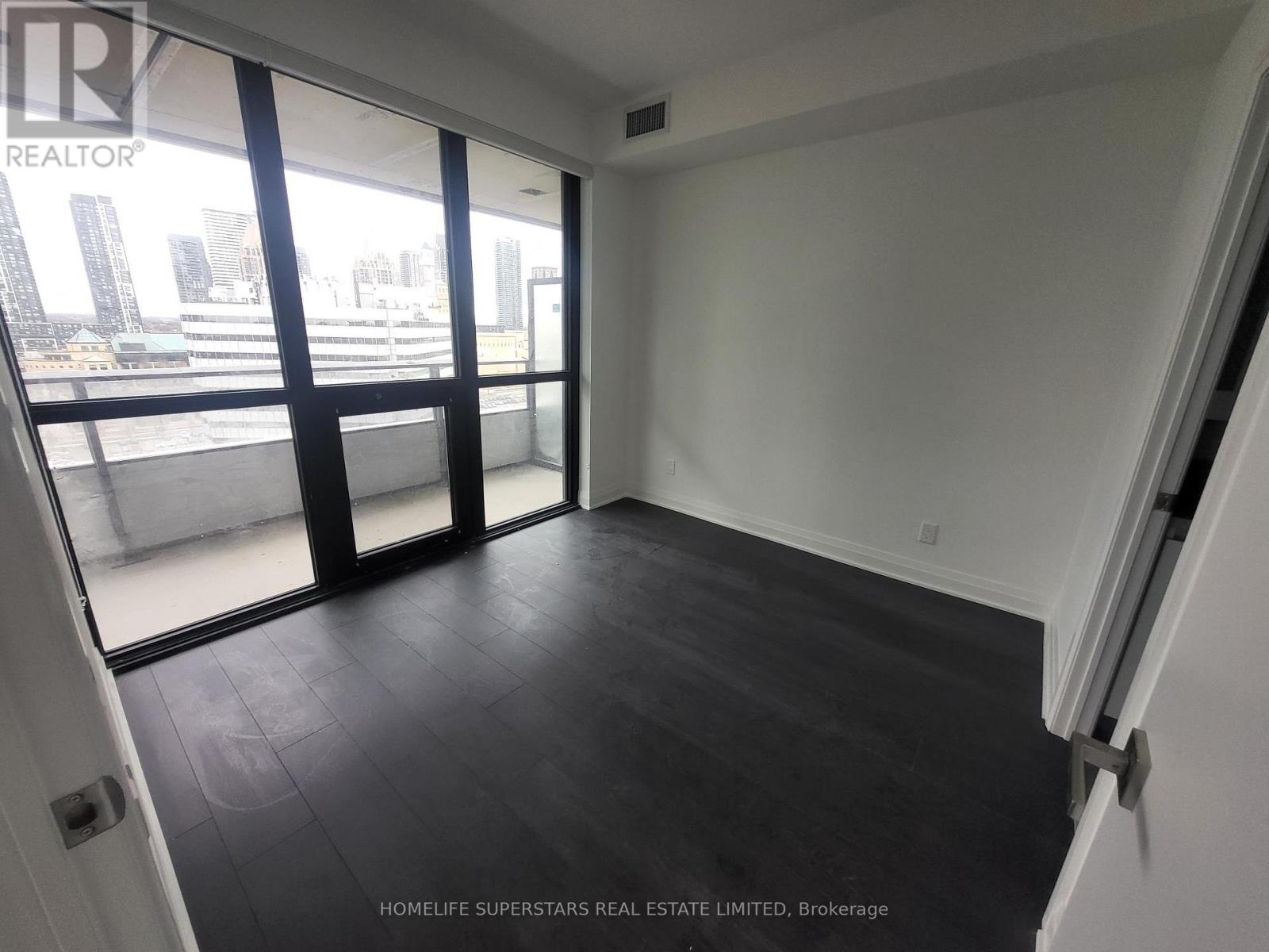 1204 - 4015 The Exchange, Mississauga, Ontario  L5B 0N9 - Photo 12 - W13064202
