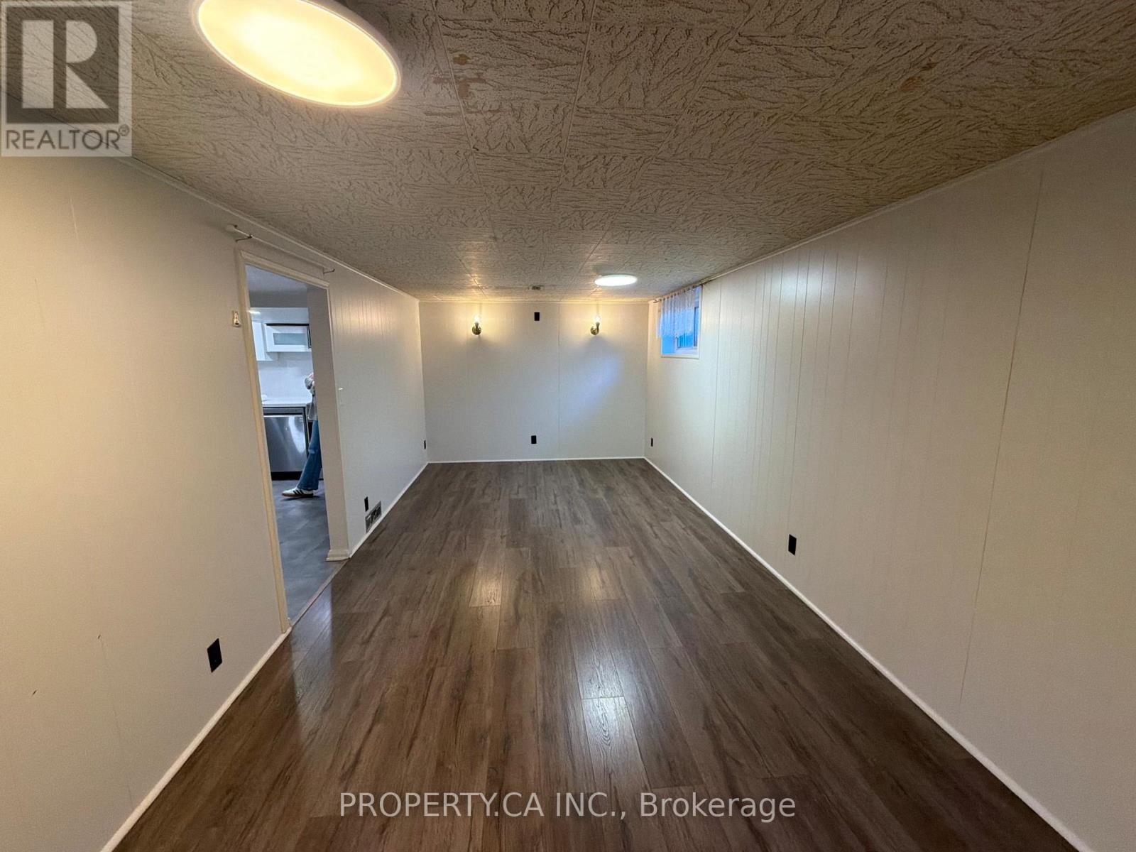 Lower - 3 Bondhead Place, Toronto (Thistletown-Beaumonde Heights), Ontario  M9V 2L9 - Photo 18 - W13064284
