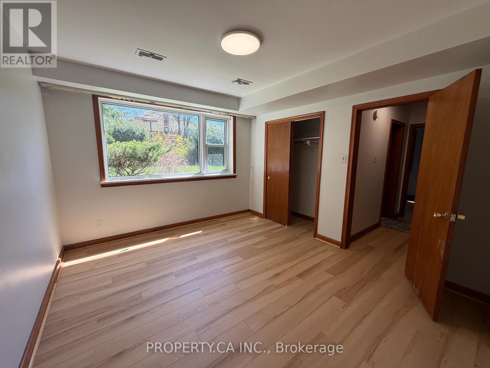 Lower - 3 Bondhead Place, Toronto (Thistletown-Beaumonde Heights), Ontario  M9V 2L9 - Photo 3 - W13064284