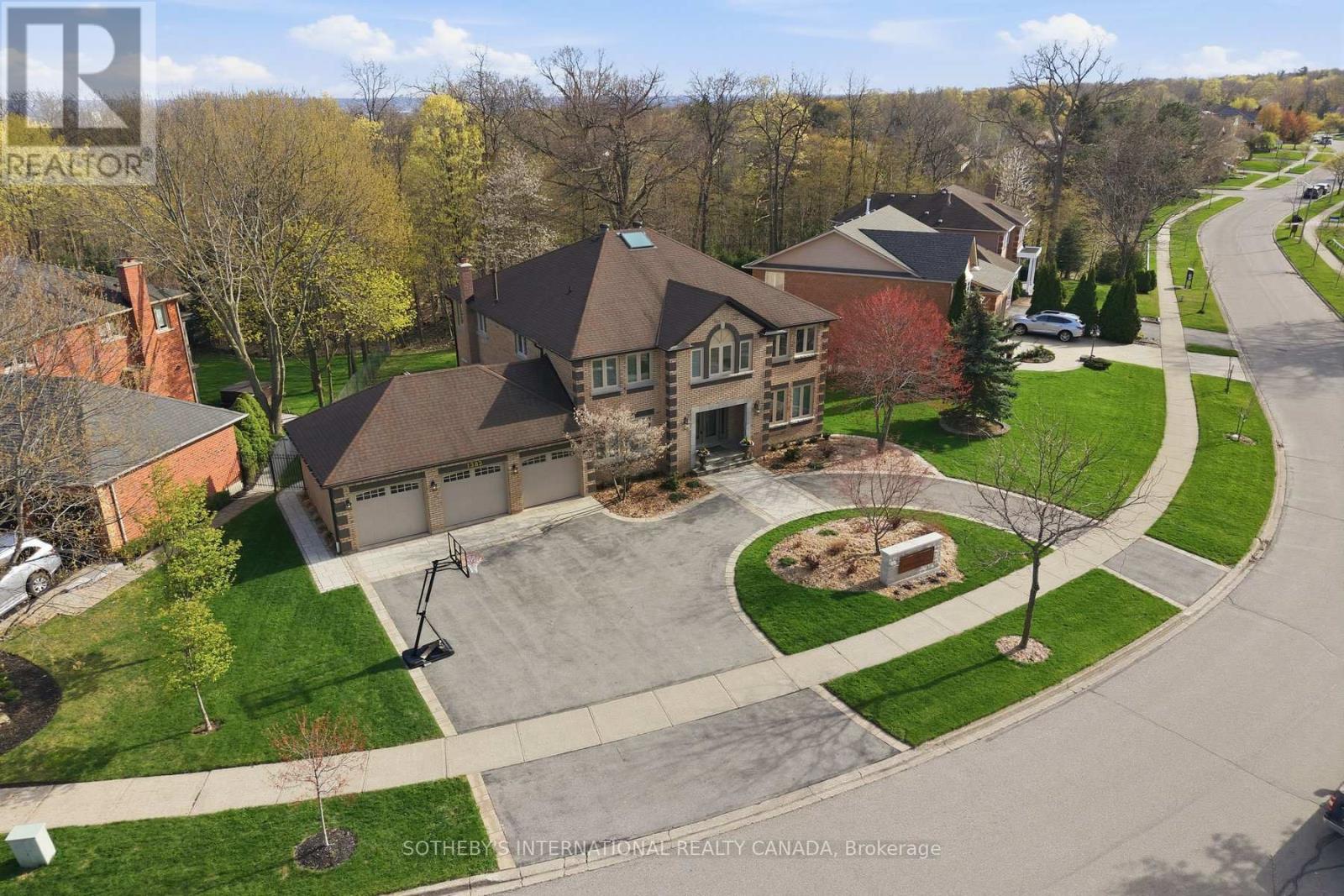 1383 Winterberry Drive, Burlington, Ontario  L7P 4T6 - Photo 47 - W13064342