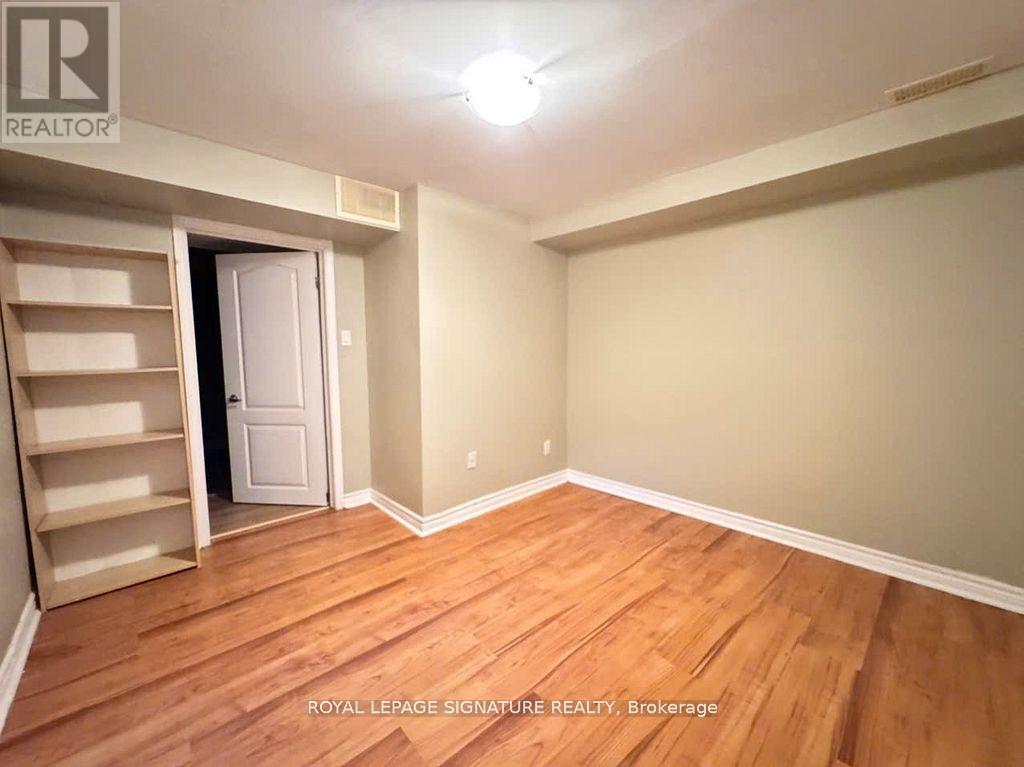 Bsmt - 285 Mississaga Street, Oakville, Ontario  L6L 6J8 - Photo 12 - W13064346