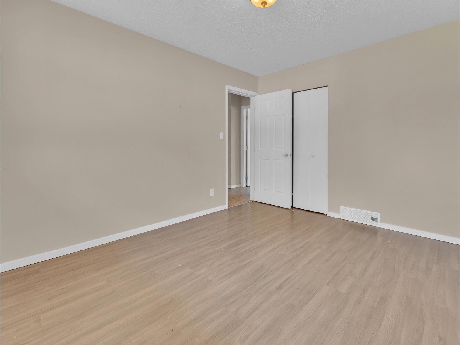 2900 2902 Babich Street, Abbotsford, British Columbia  V2S 3K5 - Photo 13 - R3117308