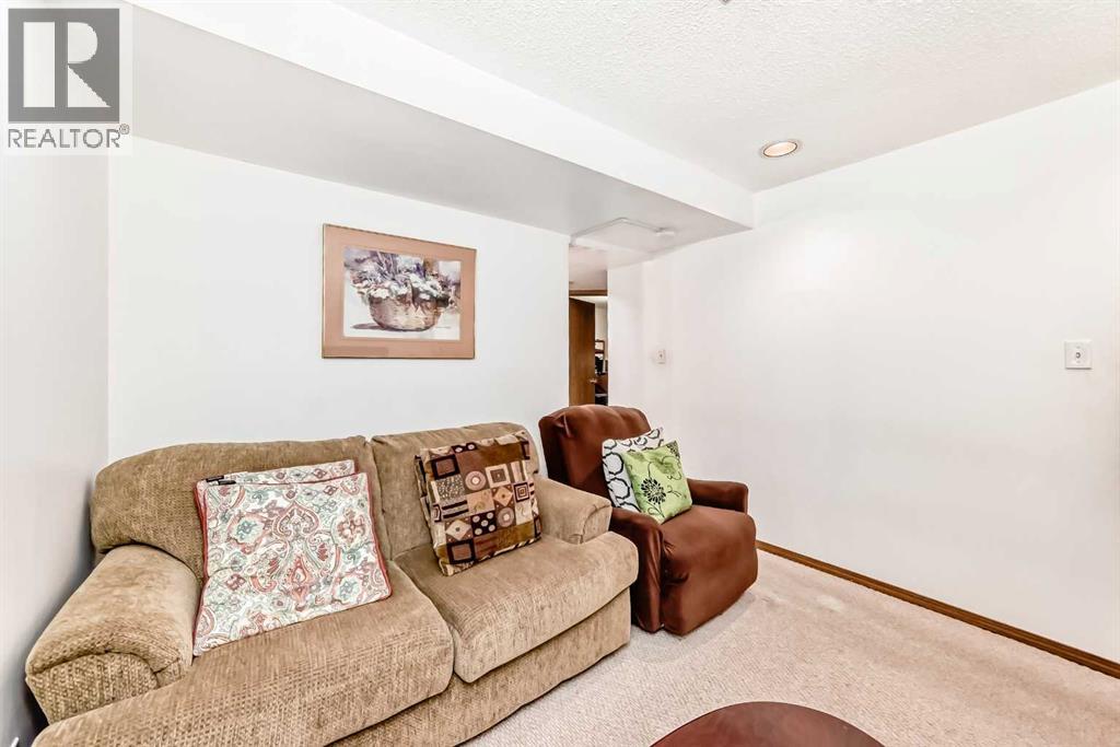 69 Applemont Place Se, Calgary, Alberta  T2A 7S3 - Photo 38 - A2299151