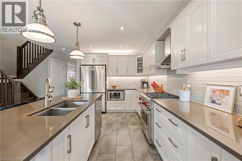 53 Redfern Avenue Unit# 2, Hamilton, Ontario  L9C 0E2 - Photo 12 - 40823407
