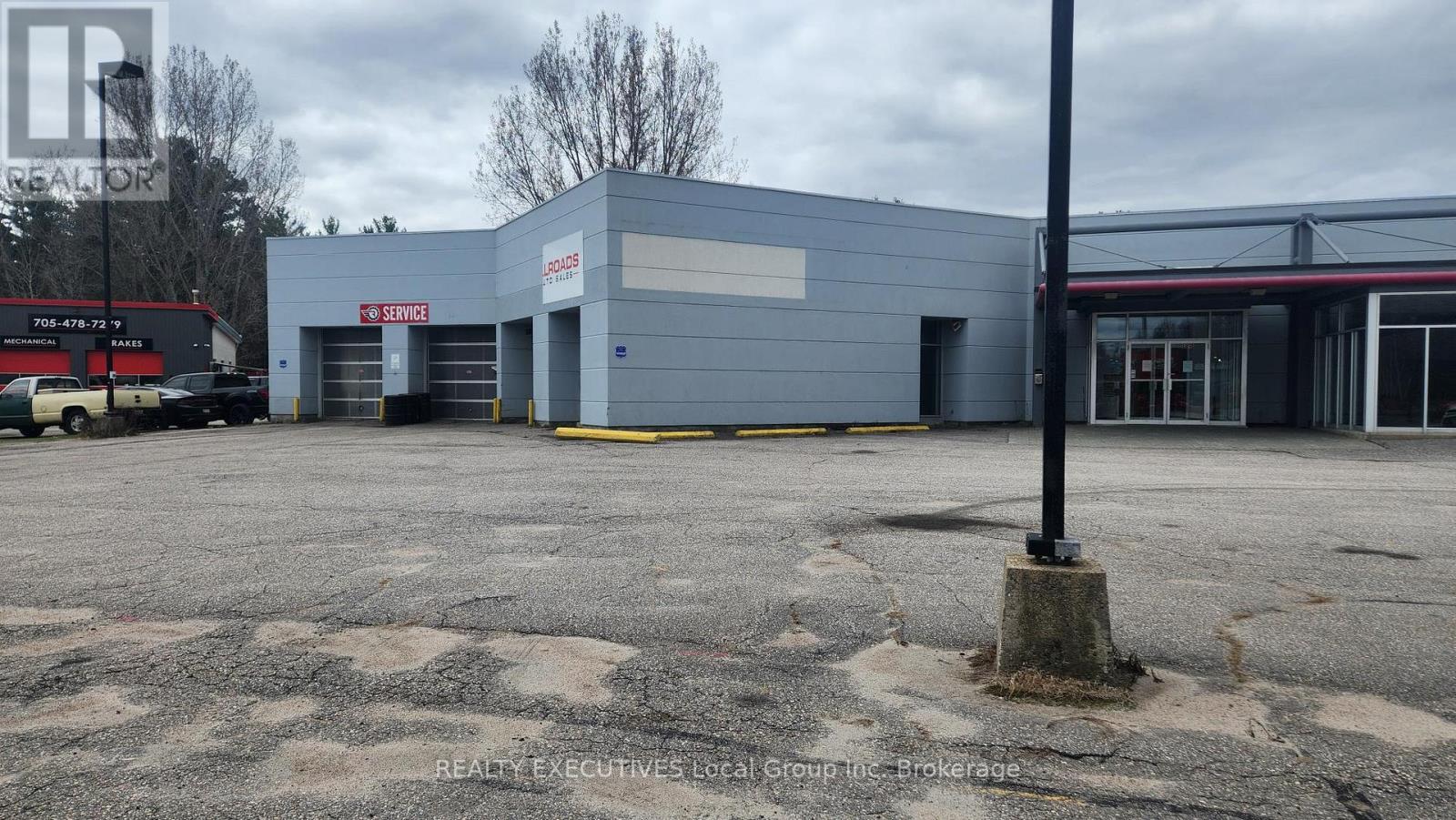 B - 127 PINEWOOD PARK DRIVE, North Bay, Ontario