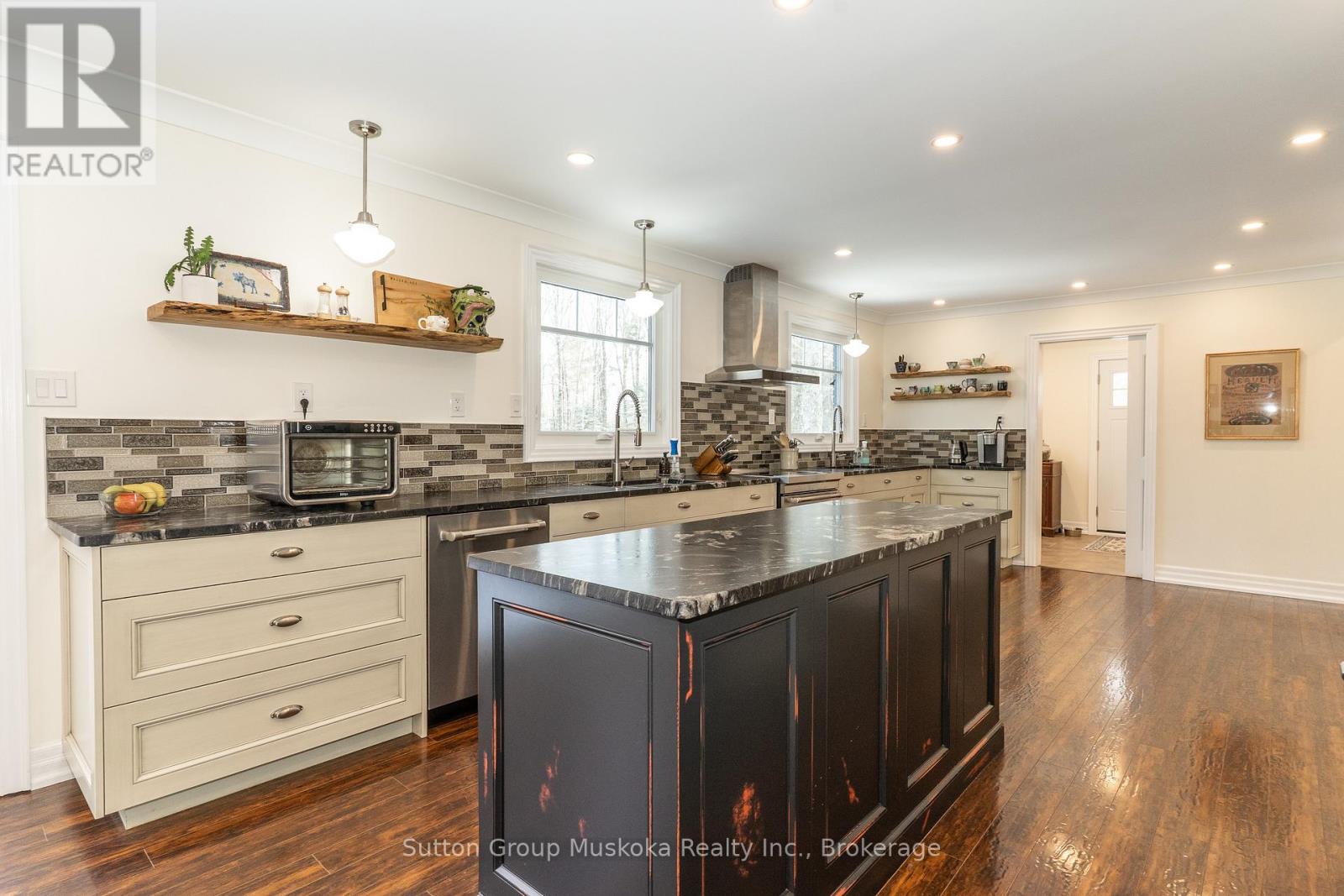2602 Muskoka 10 Road, Huntsville, Ontario  P1H 2J3 - Photo 11 - X12965342