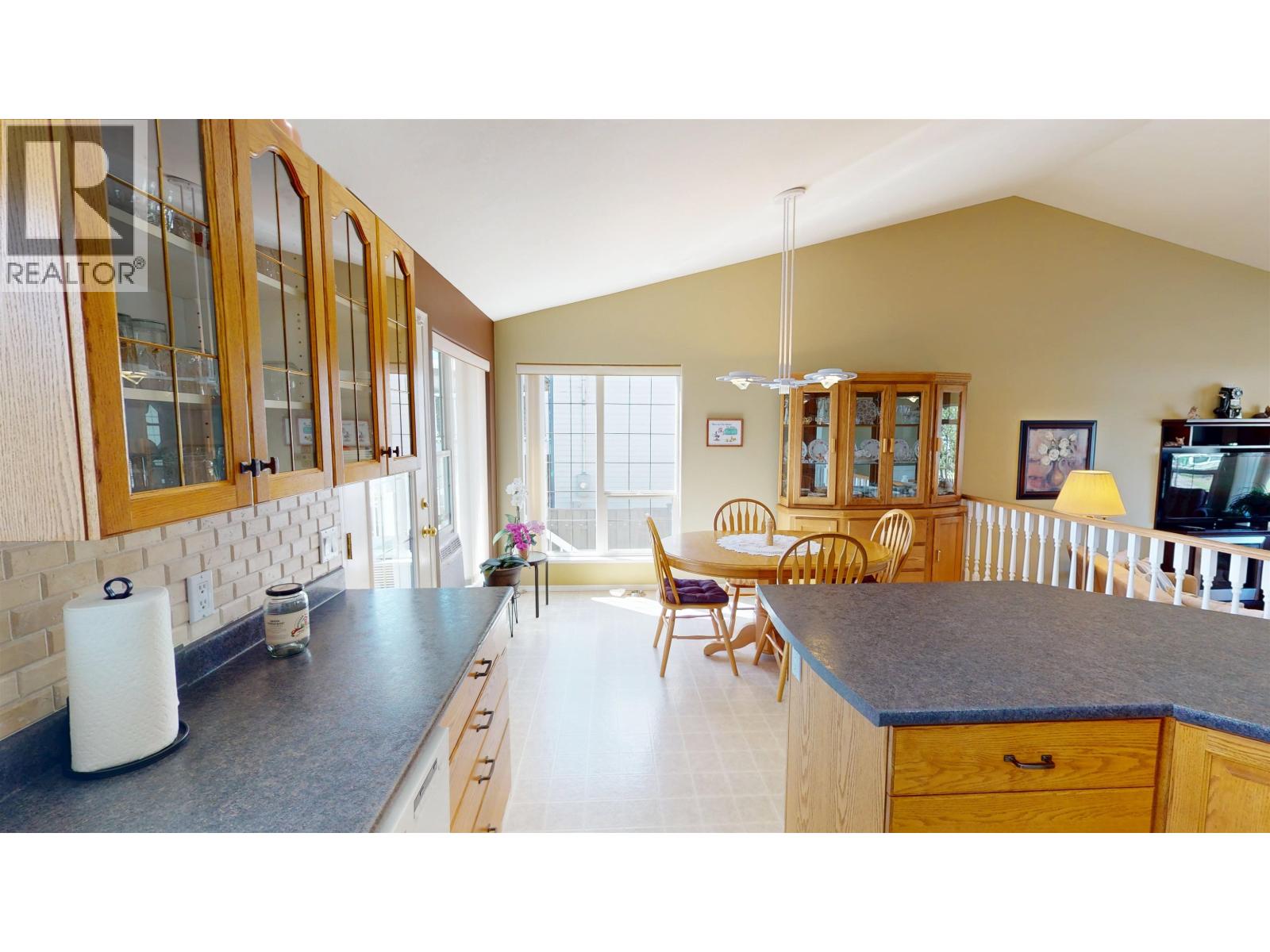 570 Pierce Crescent, Quesnel, British Columbia  V2J 4X8 - Photo 6 - R3117905