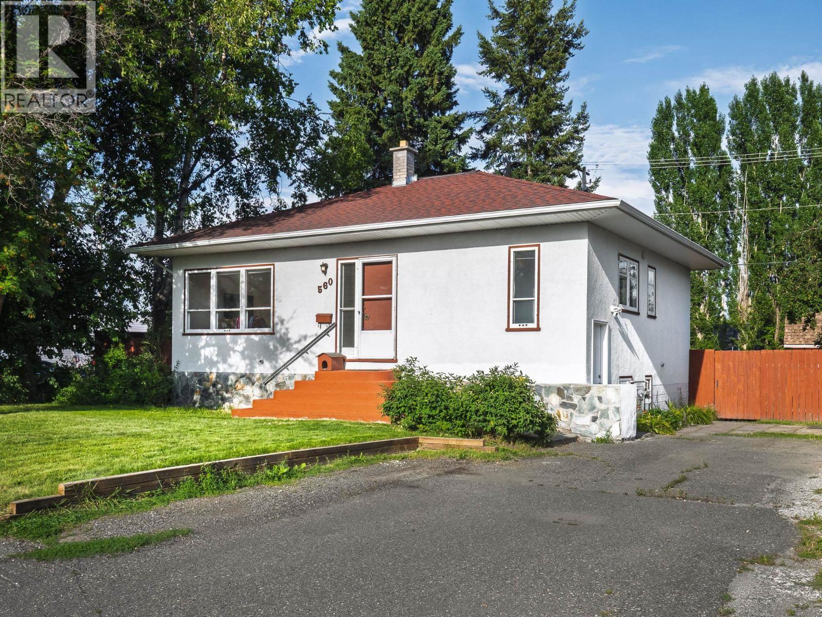 560 Watrous Street, Prince George, British Columbia  V2M 2B9 - Photo 1 - R3117907