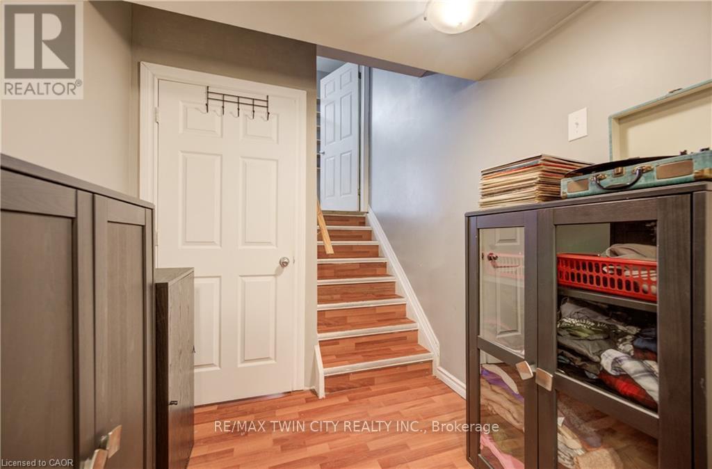 E34 - 110 Activa Avenue, Kitchener, Ontario  N2E 3T3 - Photo 18 - X13064158