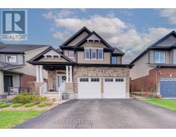 31 FREURE DRIVE, Cambridge, Ontario