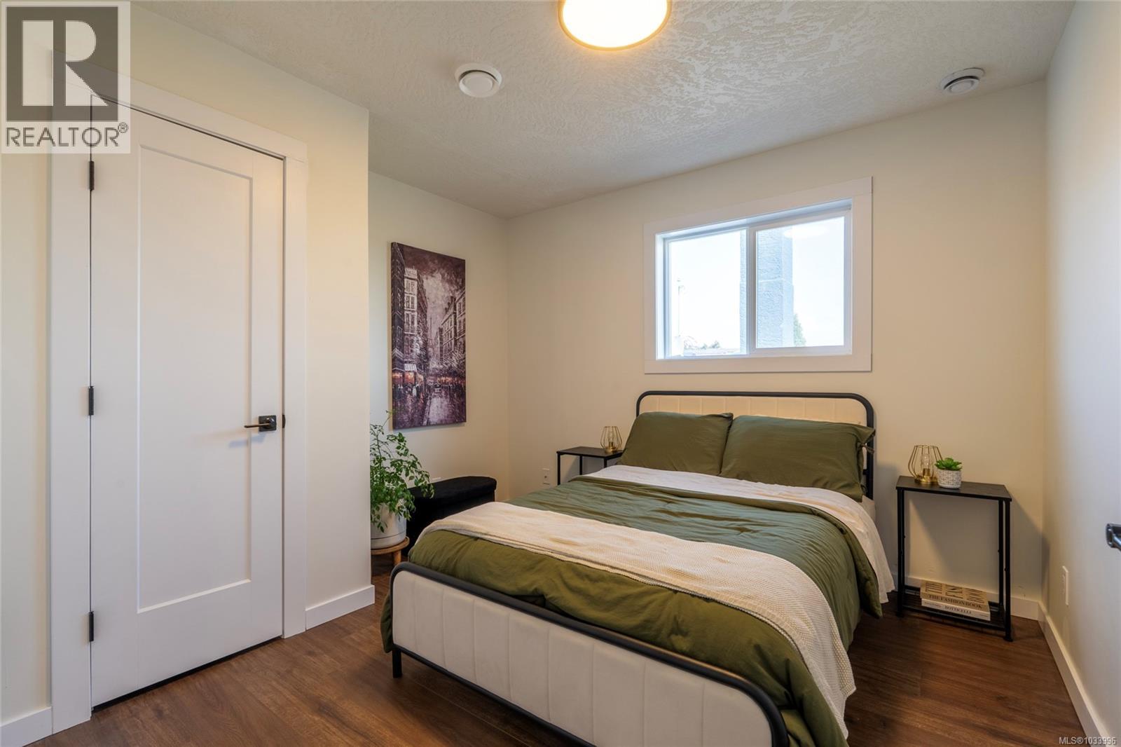 715 Middleton St, Saanich, British Columbia  V9A 2E1 - Photo 24 - 1033996