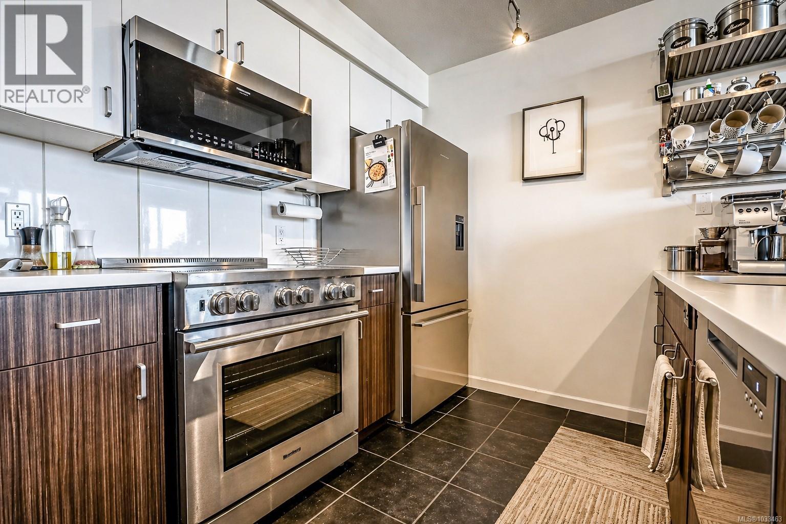 1116 160 Wilson St, Victoria, British Columbia  V9A 3P9 - Photo 12 - 1033463