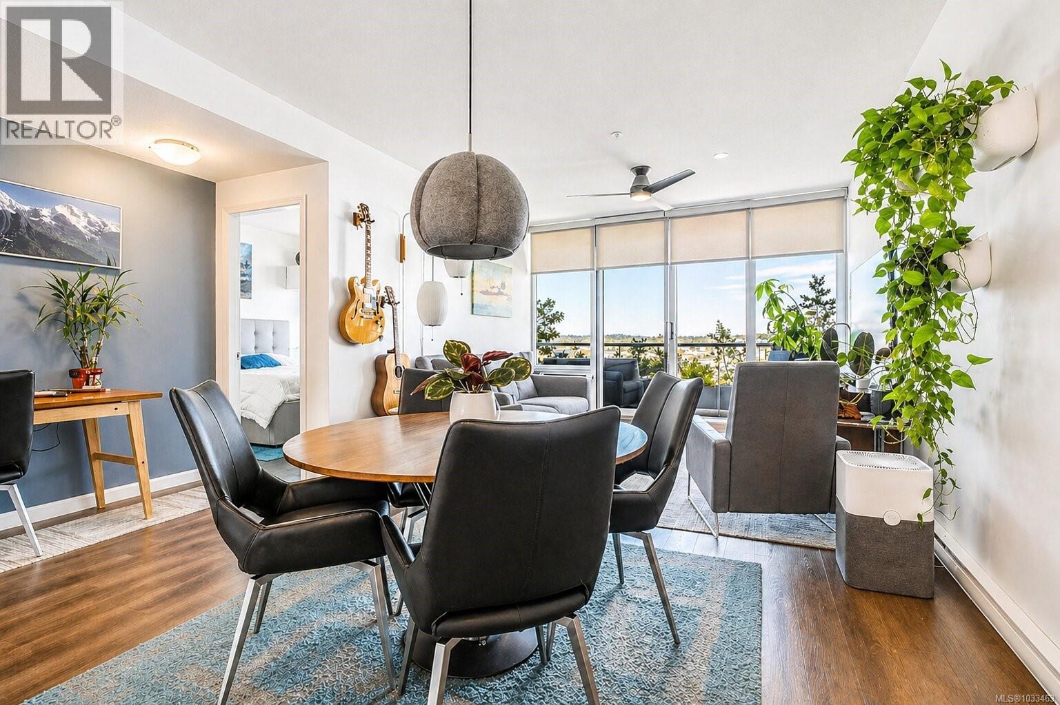1116 160 Wilson St, Victoria, British Columbia  V9A 3P9 - Photo 4 - 1033463