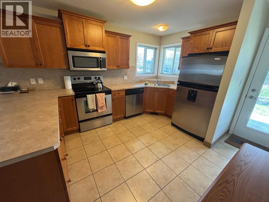 #12  707 76th Avenue, Grand Forks, British Columbia  V0H 1H0 - Photo 4 - 10385248