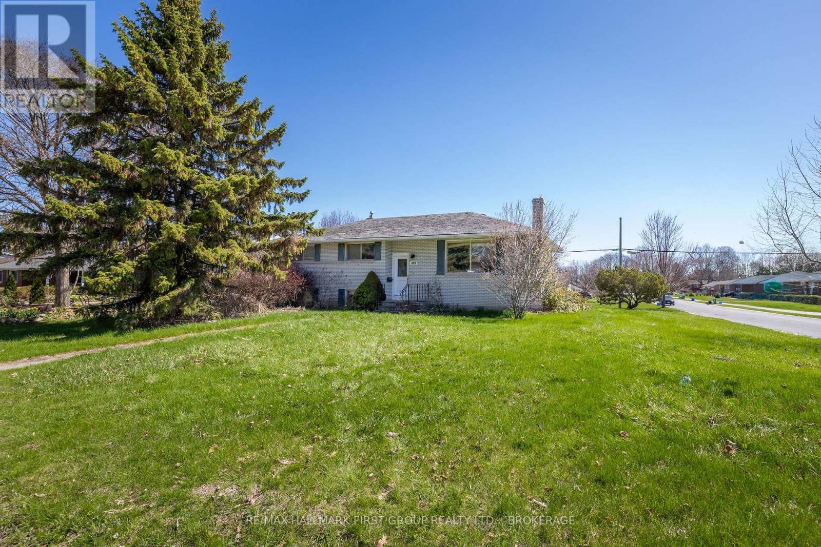 402 Parkview Drive, Kingston, Ontario  K7M 4B3 - Photo 2 - X13064450
