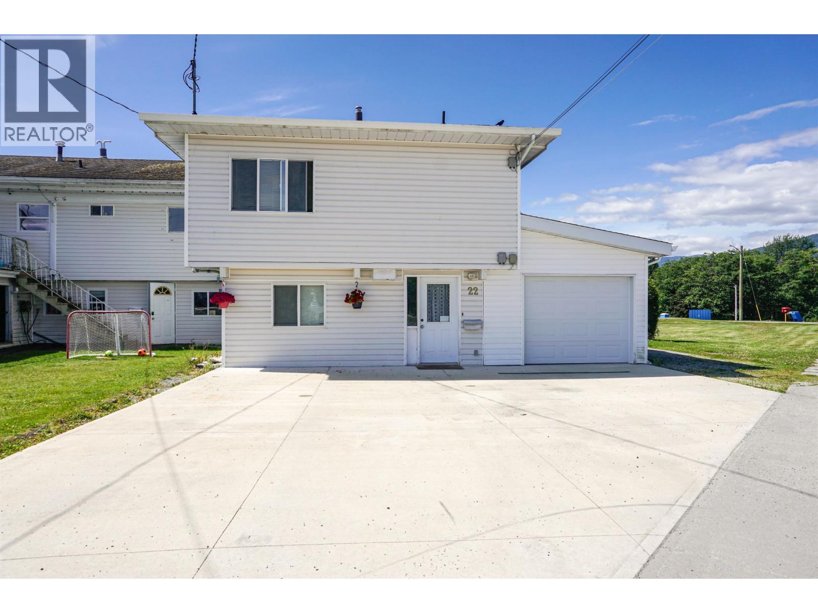 22 HERON STREET, Kitimat, British Columbia