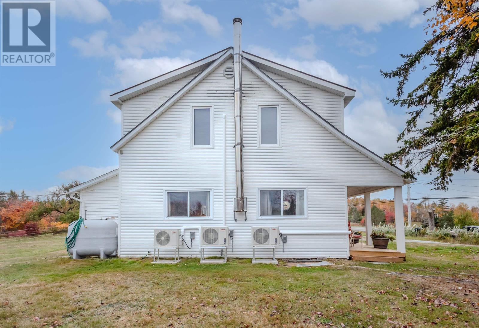 328 Brickyard Road, Cape Breton, Nova Scotia  B1K 2R7 - Photo 6 - 202609174