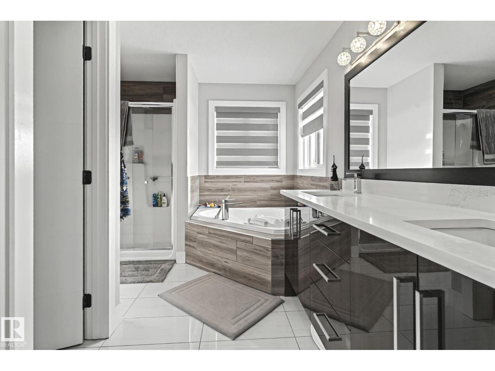 4119 7 Av Sw, Edmonton, Alberta  T6X 2J2 - Photo 35 - E4484939