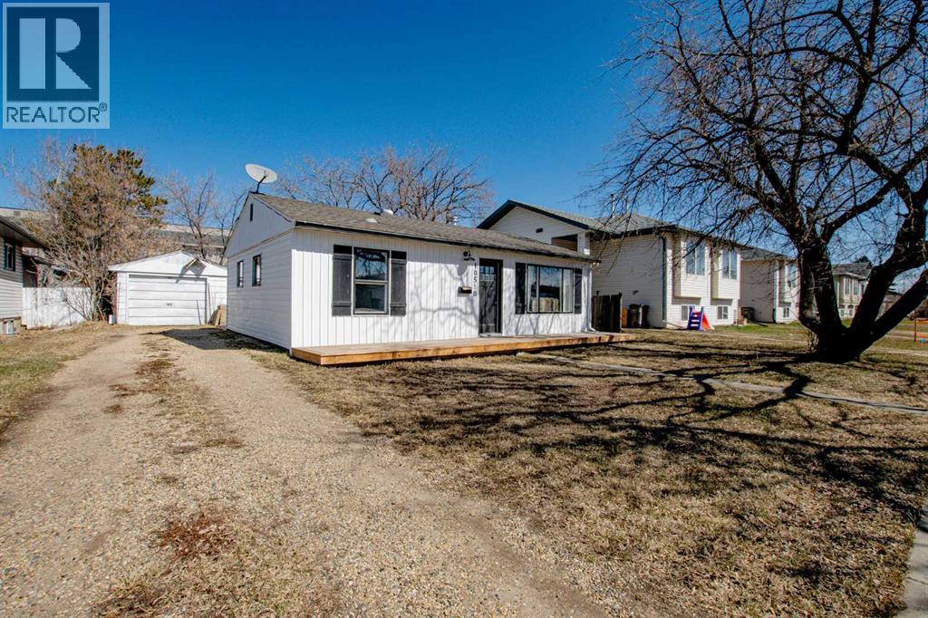 10518 102 Avenue, Grande Prairie, Alberta