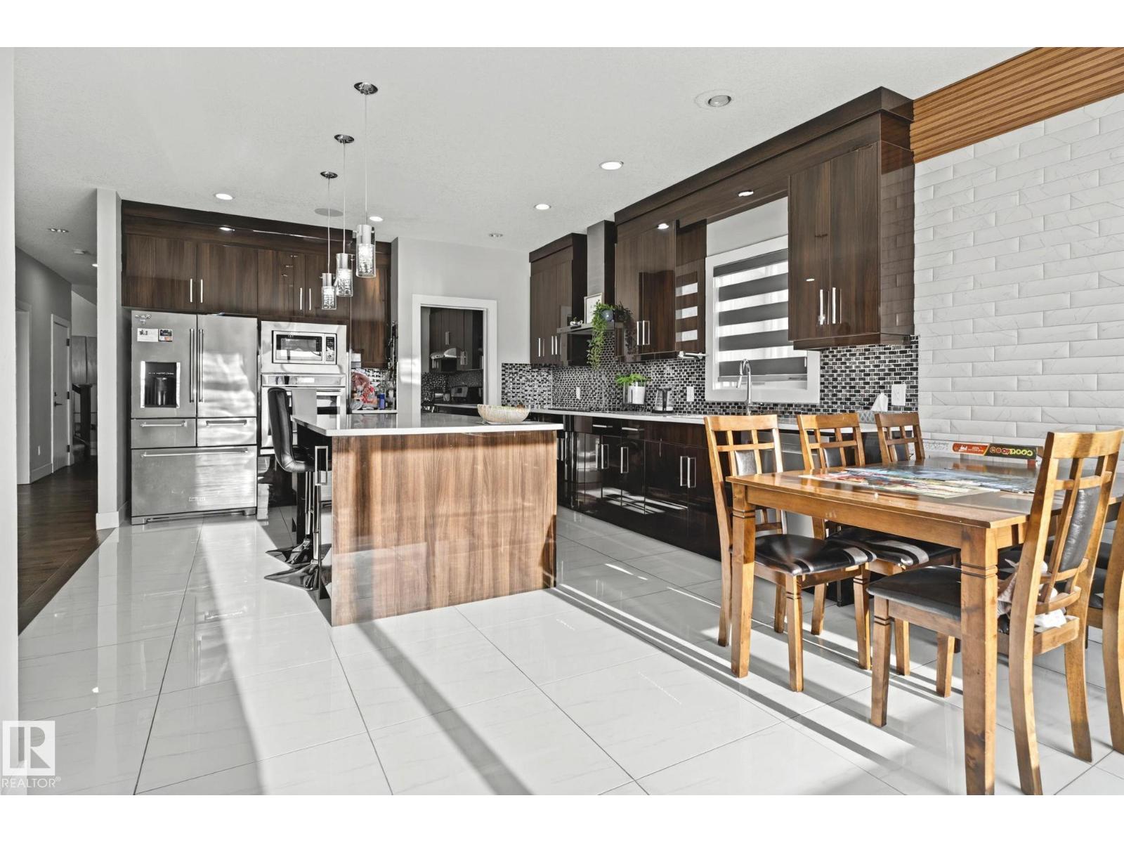 4119 7 Av Sw, Edmonton, Alberta  T6X 2J2 - Photo 13 - E4484939