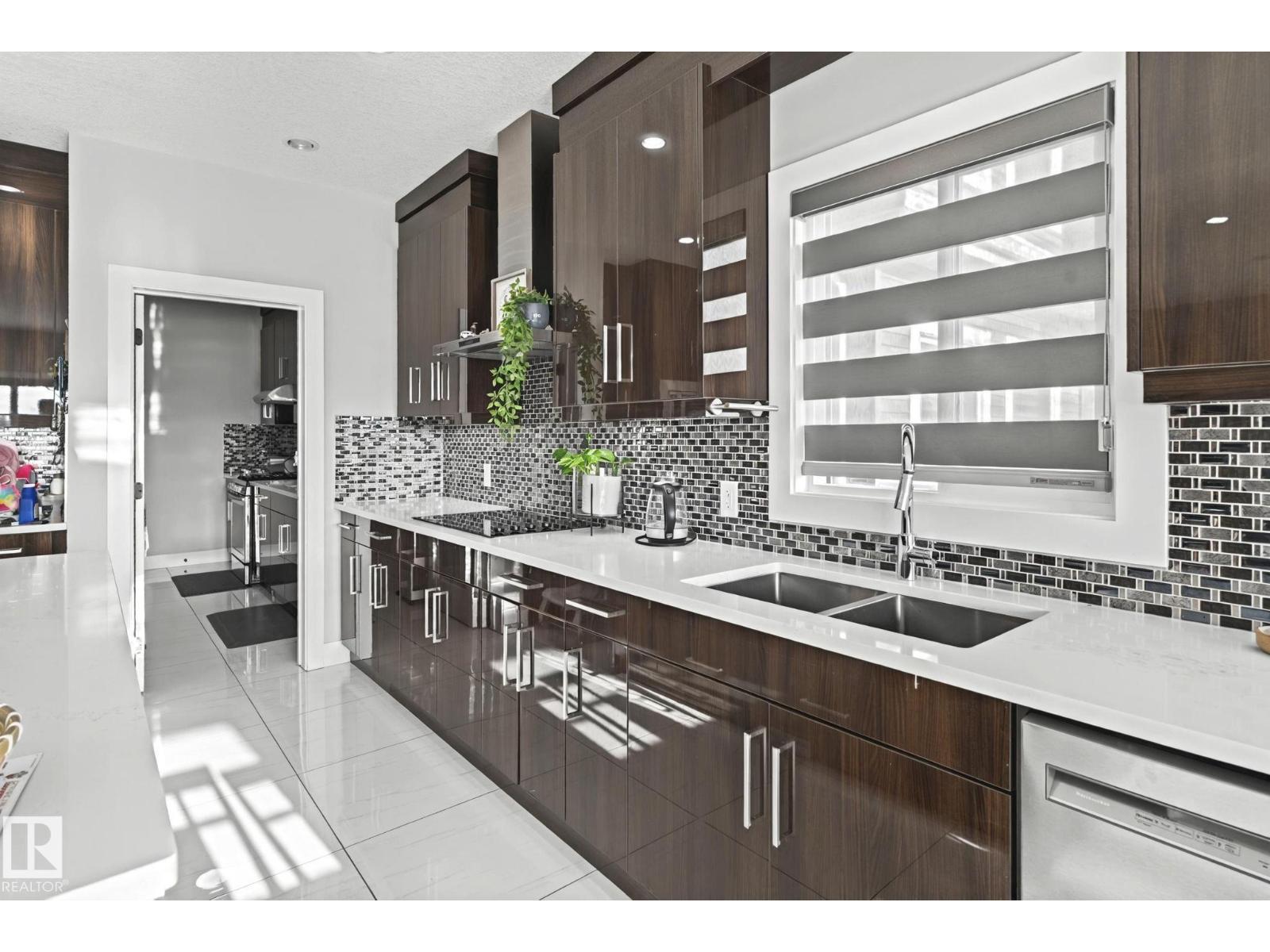 4119 7 Av Sw, Edmonton, Alberta  T6X 2J2 - Photo 14 - E4484939