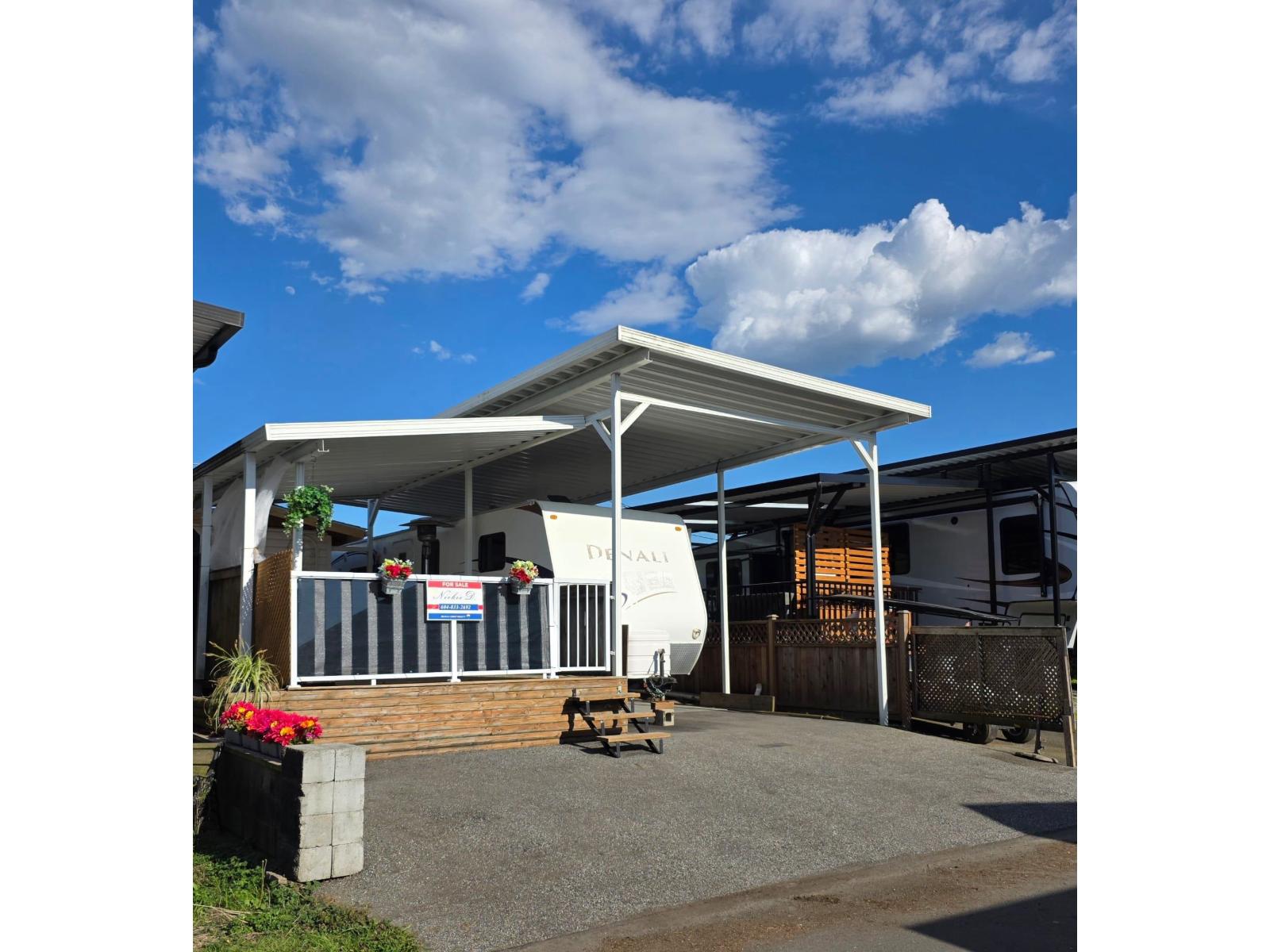 297 8400 Shook Road, Mission, British Columbia  V2V 7L3 - Photo 1 - R3014819