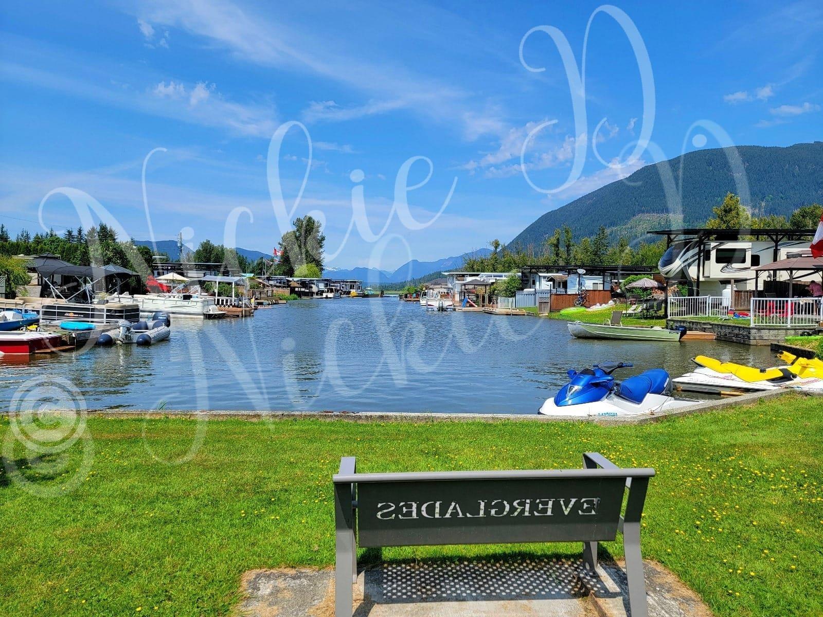 297 8400 Shook Road, Mission, British Columbia  V2V 7L3 - Photo 3 - R3014819