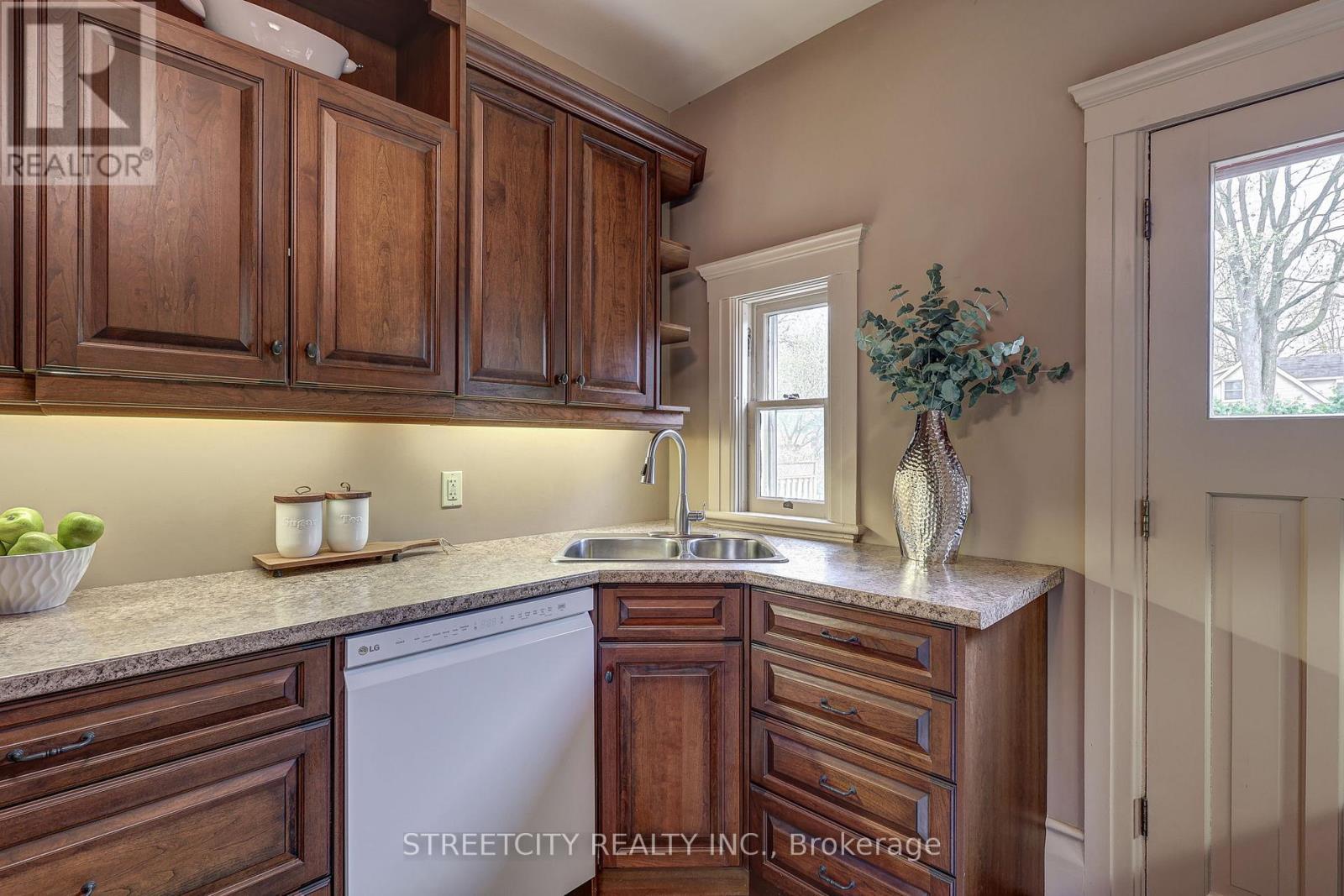835 Dufferin Avenue, London East, Ontario  N5W 3J9 - Photo 31 - X13064396