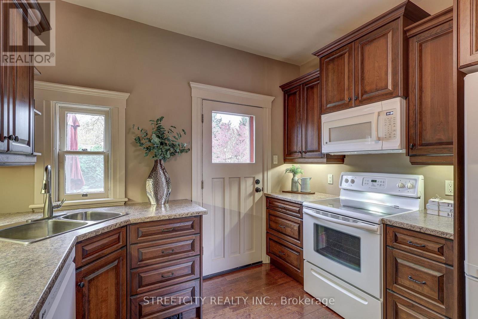 835 Dufferin Avenue, London East, Ontario  N5W 3J9 - Photo 32 - X13064396