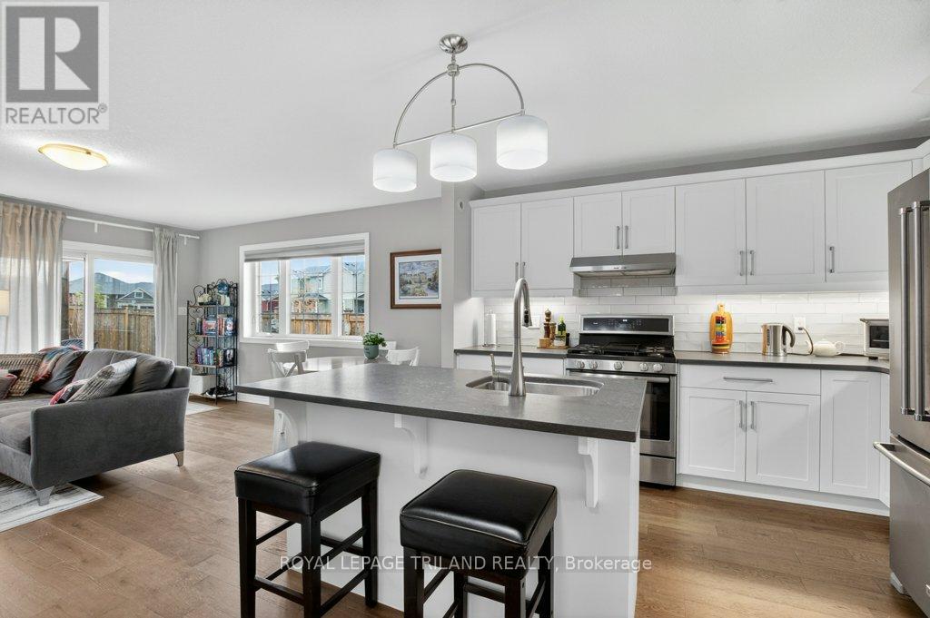 2 Ambrosia Path, St. Thomas, Ontario  N5R 0J8 - Photo 10 - X13064468