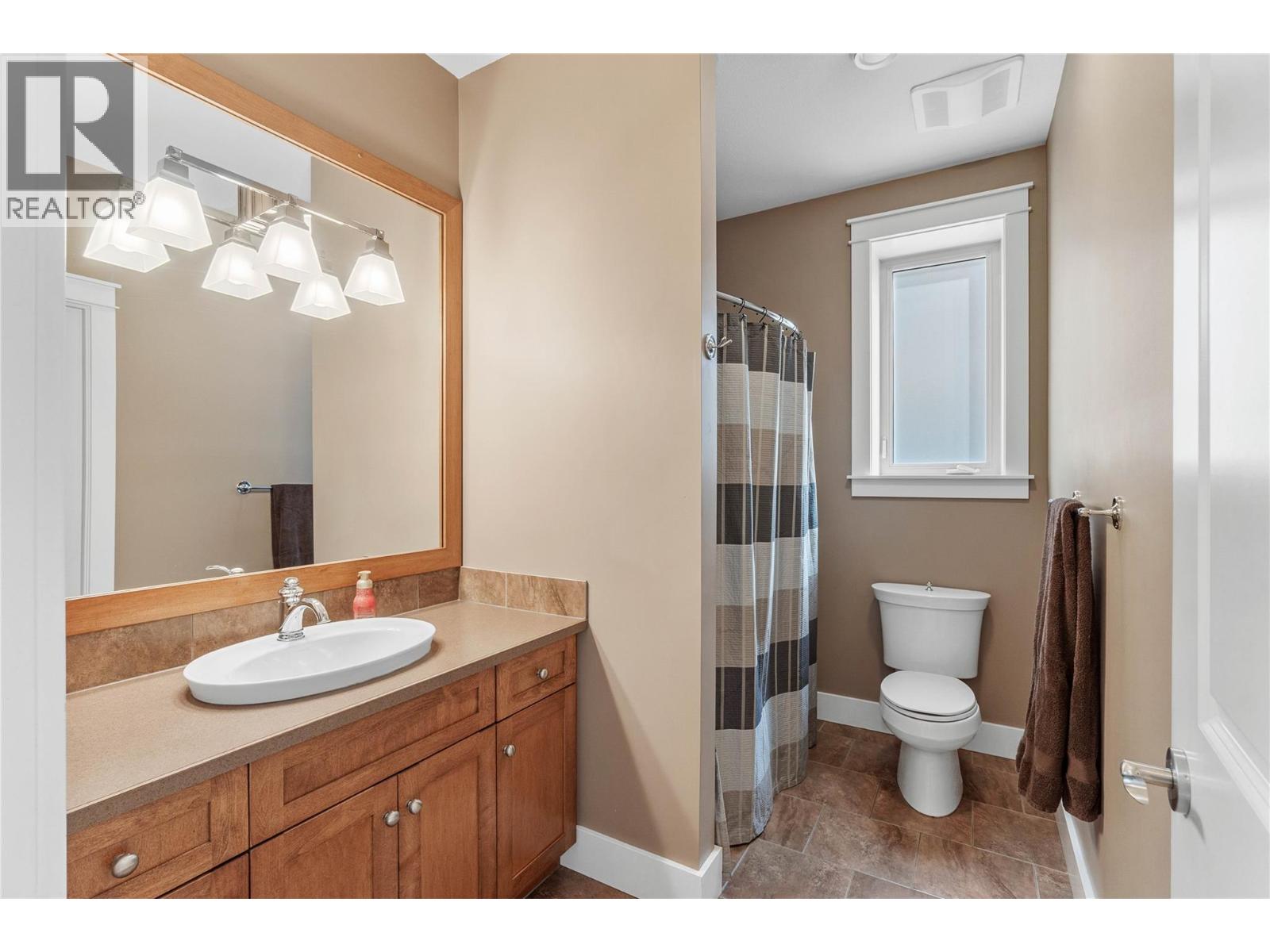 4120 Leatherback Road, Vernon, British Columbia  V1T 9W4 - Photo 41 - 10384933