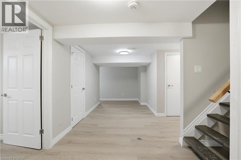 22 Greenwood Avenue, Welland, Ontario  L3C 4B2 - Photo 33 - 40814957