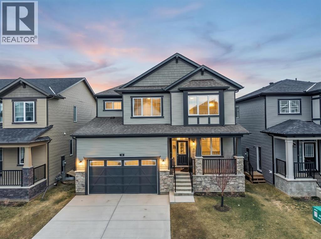 12 Southwinds Common SW, Airdrie, Alberta  T4B 5T9 - Photo 2 - A2304331