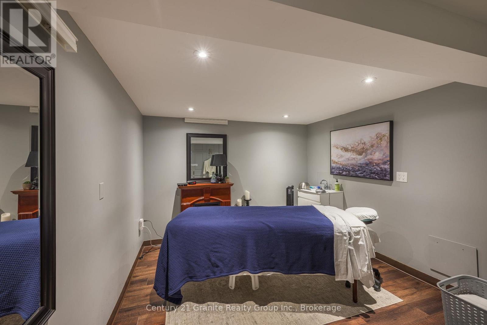 152 Highland Street, Dysart Et Al, Ontario  K0M 1S0 - Photo 13 - X12771076