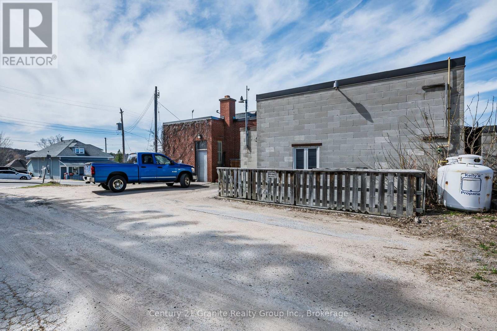 152 Highland Street, Dysart Et Al, Ontario  K0M 1S0 - Photo 39 - X12771076