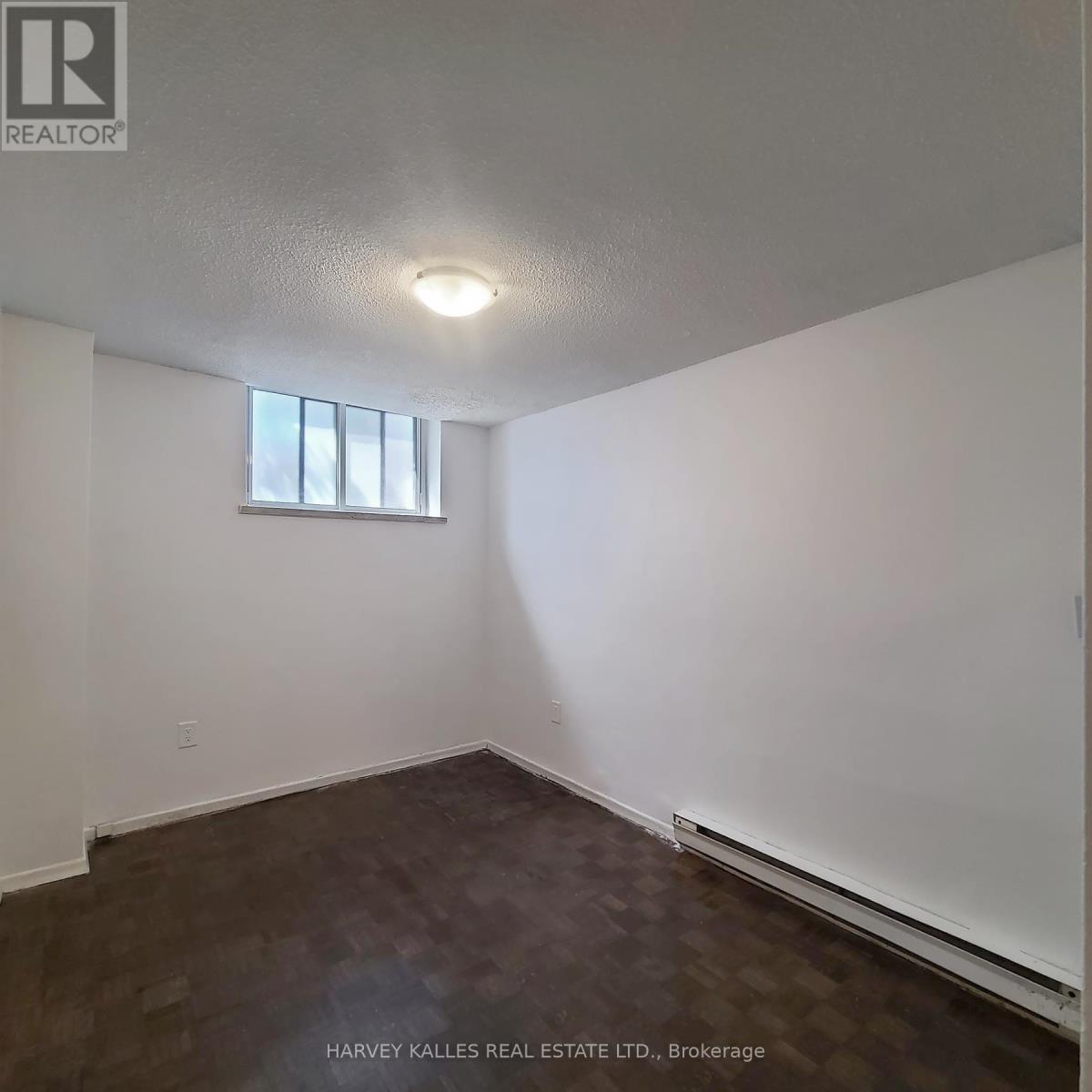 4 - 570 Eglinton Avenue W, Toronto, Ontario  M5N 1B7 - Photo 11 - C13063920