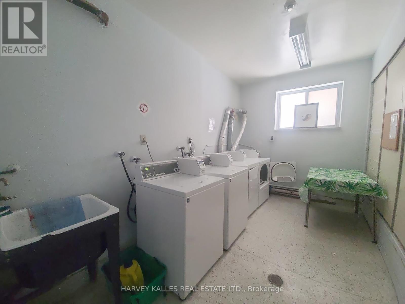 4 - 570 Eglinton Avenue W, Toronto, Ontario  M5N 1B7 - Photo 14 - C13063920