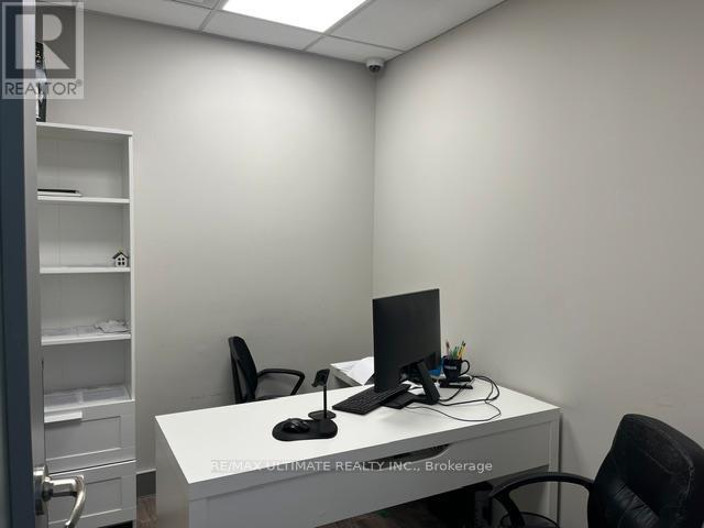 261 Chrislea Road, Vaughan, Ontario  L4L 8S5 - Photo 9 - N12851384