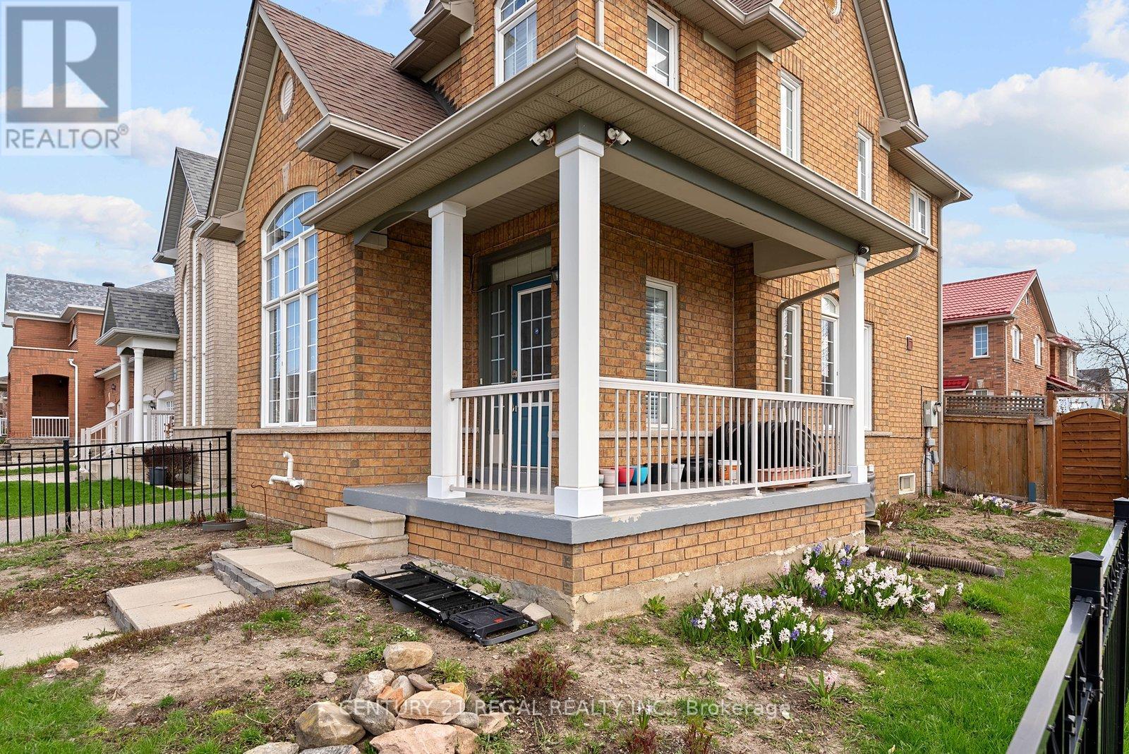 664 Fred Mclaren Boulevard, Markham, Ontario  L6E 1J3 - Photo 3 - N12980190