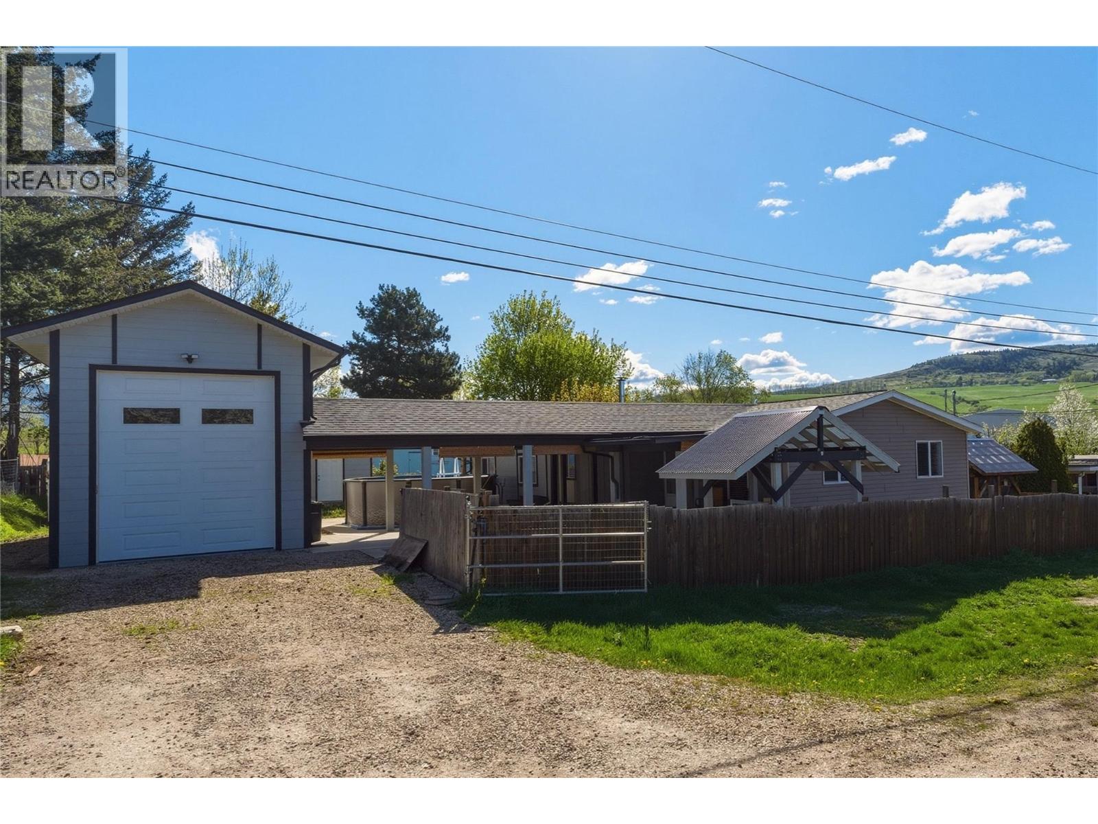 2554 Willow Park Road, Vernon, British Columbia