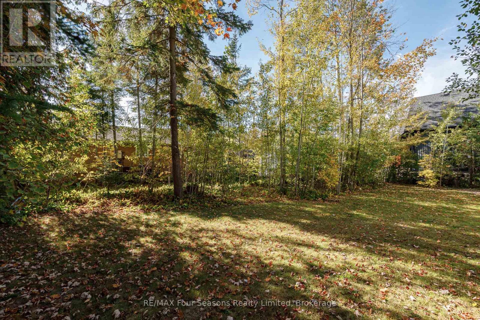 64 60th Street N, Wasaga Beach, Ontario  L9Z 1V7 - Photo 5 - S13064408