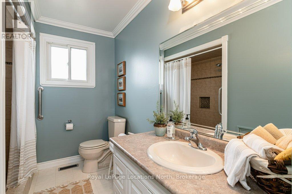 269 Pine Drive, Barrie, Ontario  L4N 4H9 - Photo 25 - S13064438