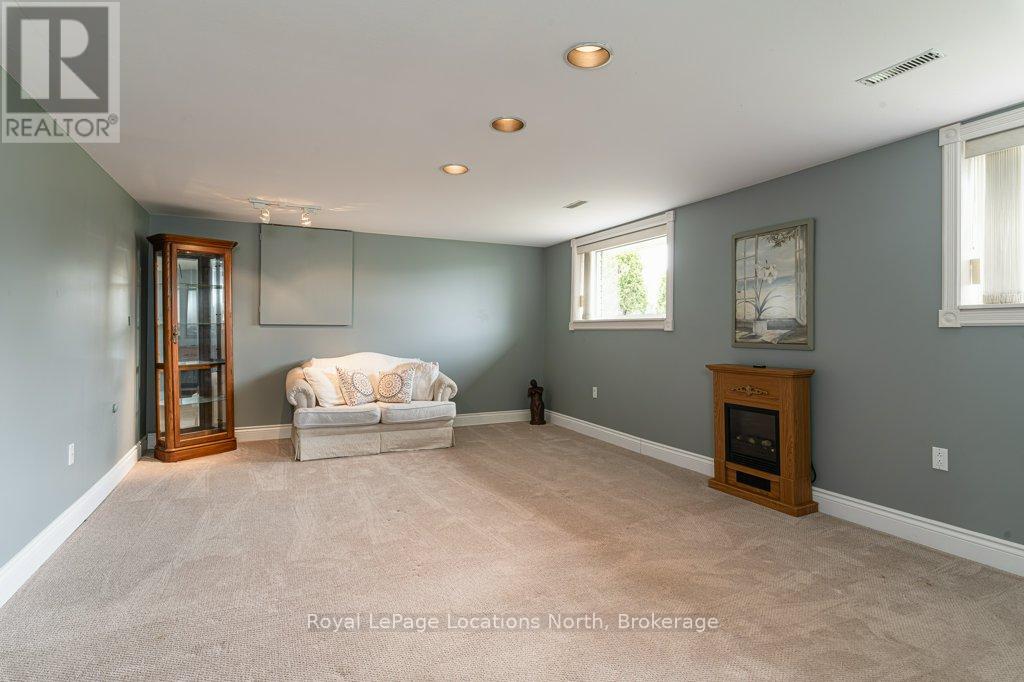 269 Pine Drive, Barrie, Ontario  L4N 4H9 - Photo 28 - S13064438