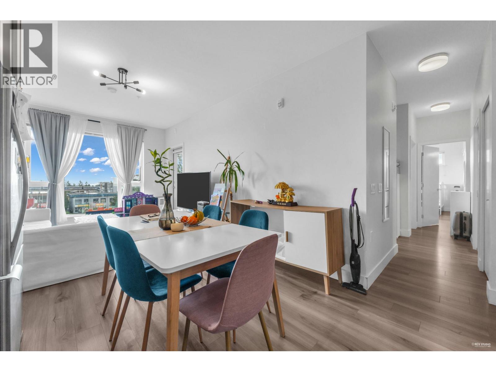 Ph47 5355 Lane Street, Burnaby, British Columbia  V5H 0H1 - Photo 3 - R3117857