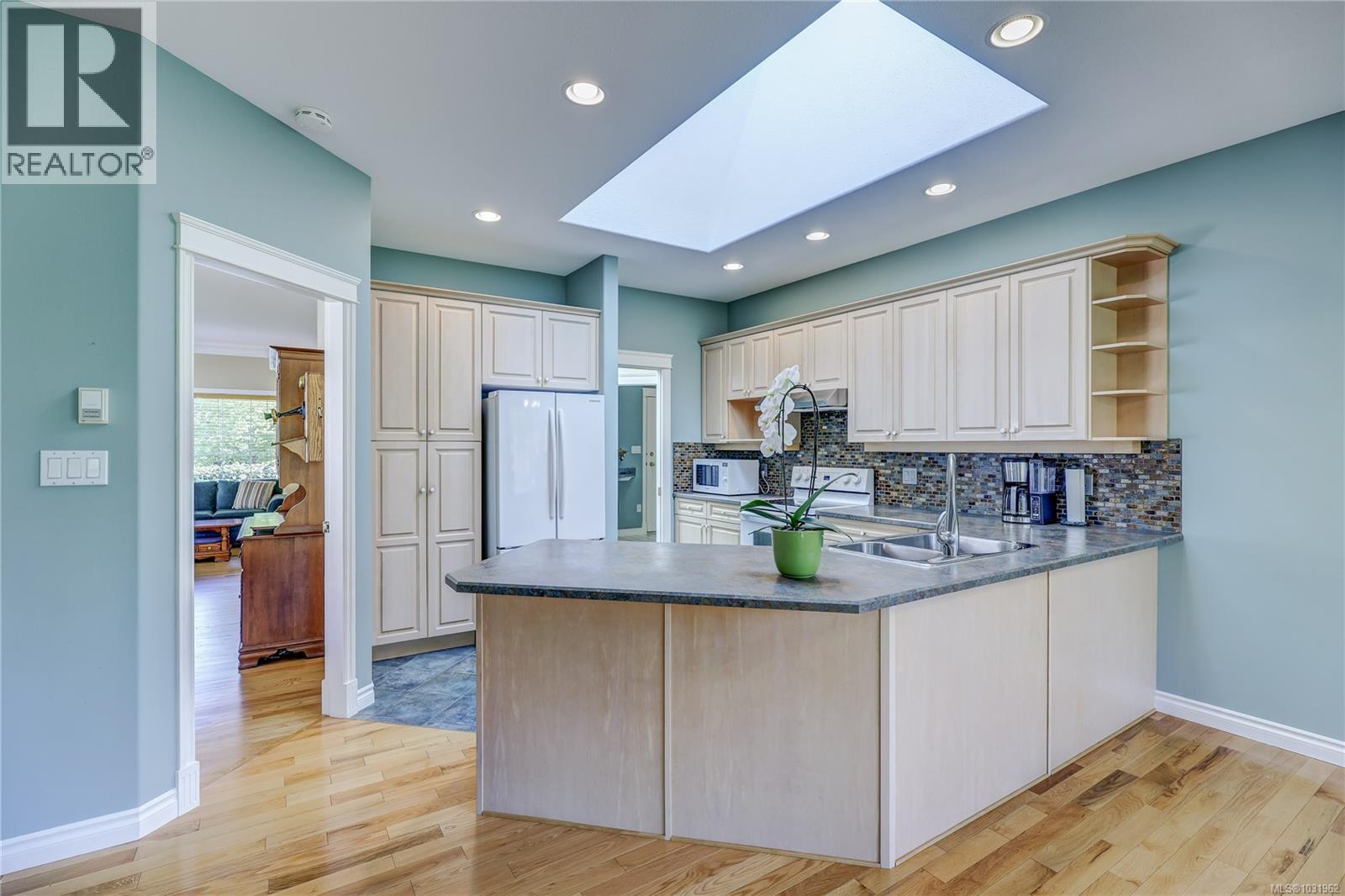 1132 Yellowbrick Rd, Parksville, British Columbia  V9P 2K4 - Photo 5 - 1031962