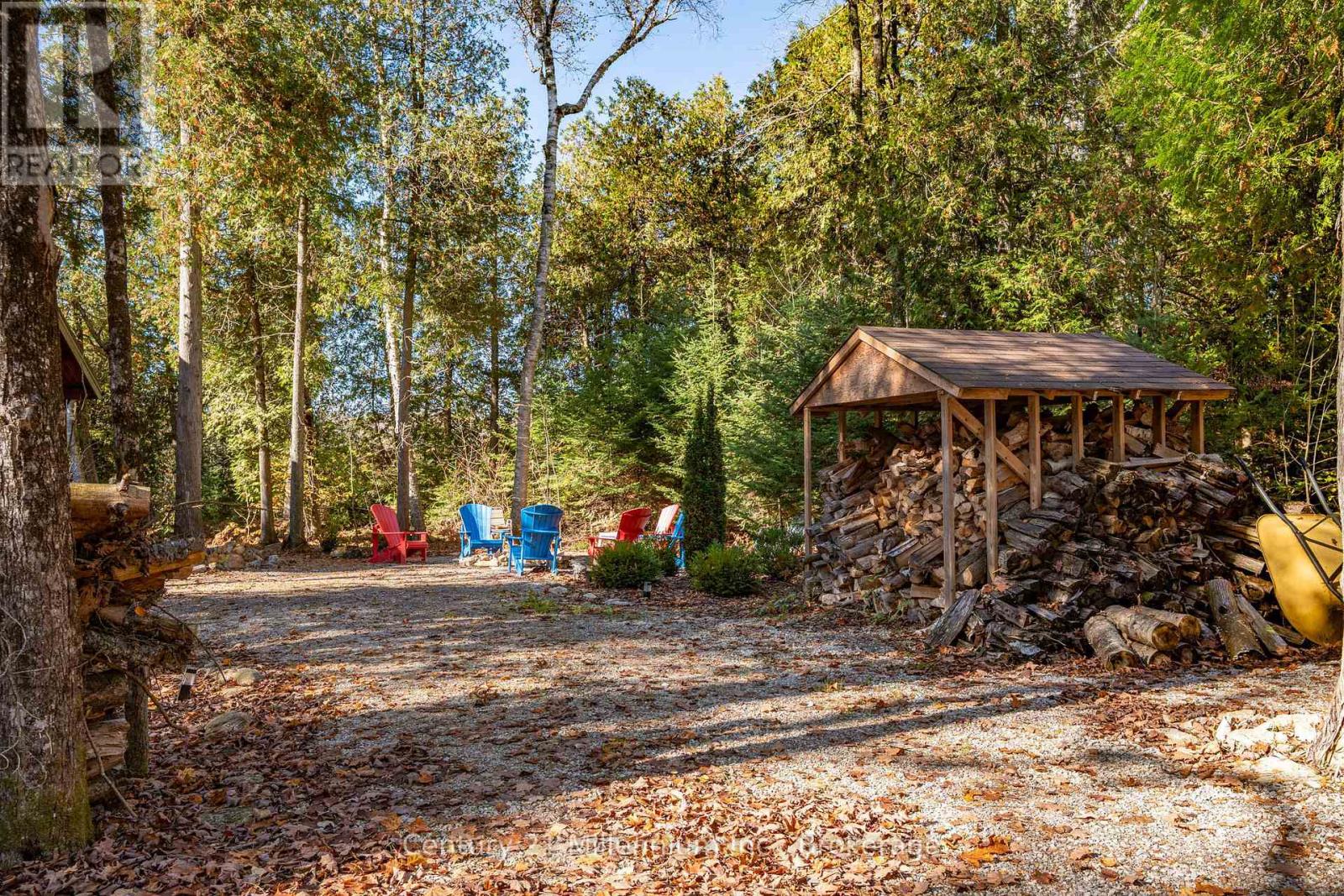 117 Sutherland Road, Georgian Bluffs, Ontario  N0H 2T0 - Photo 12 - X13064412